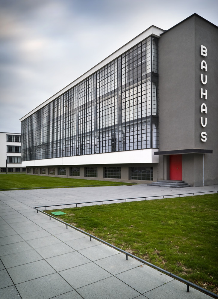 Bauhaus At Dessau By Walter Gropius - 3D Architectural Visualization ...